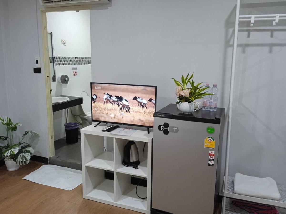 Nk Guesthouse 1 Бангкок Екстер'єр фото
