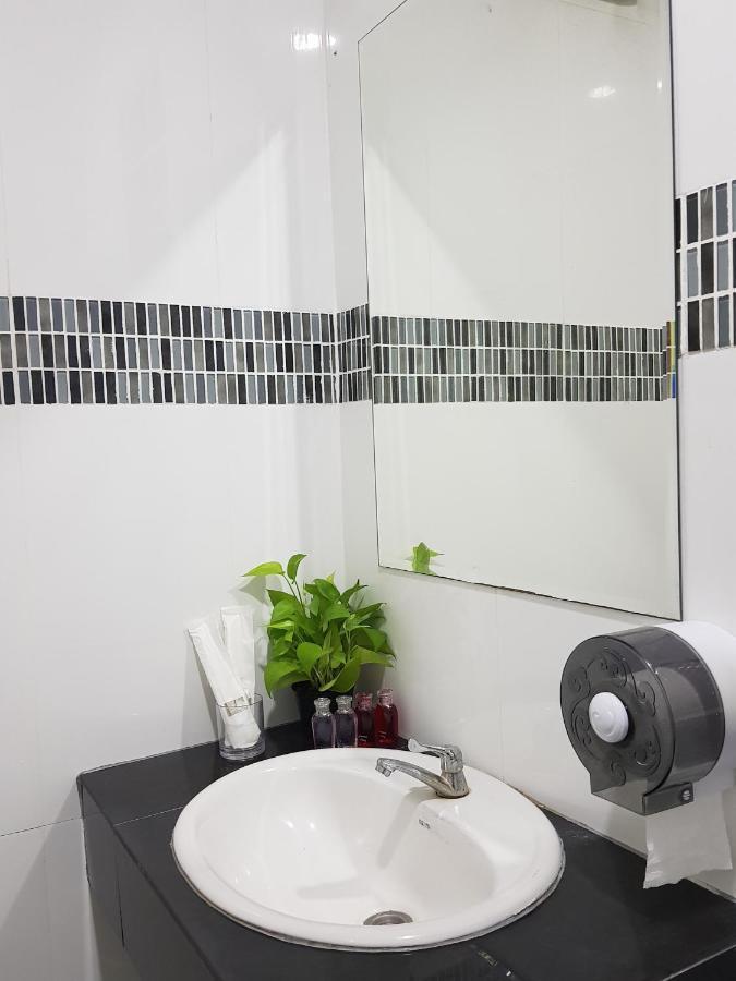 Nk Guesthouse 1 Бангкок Екстер'єр фото