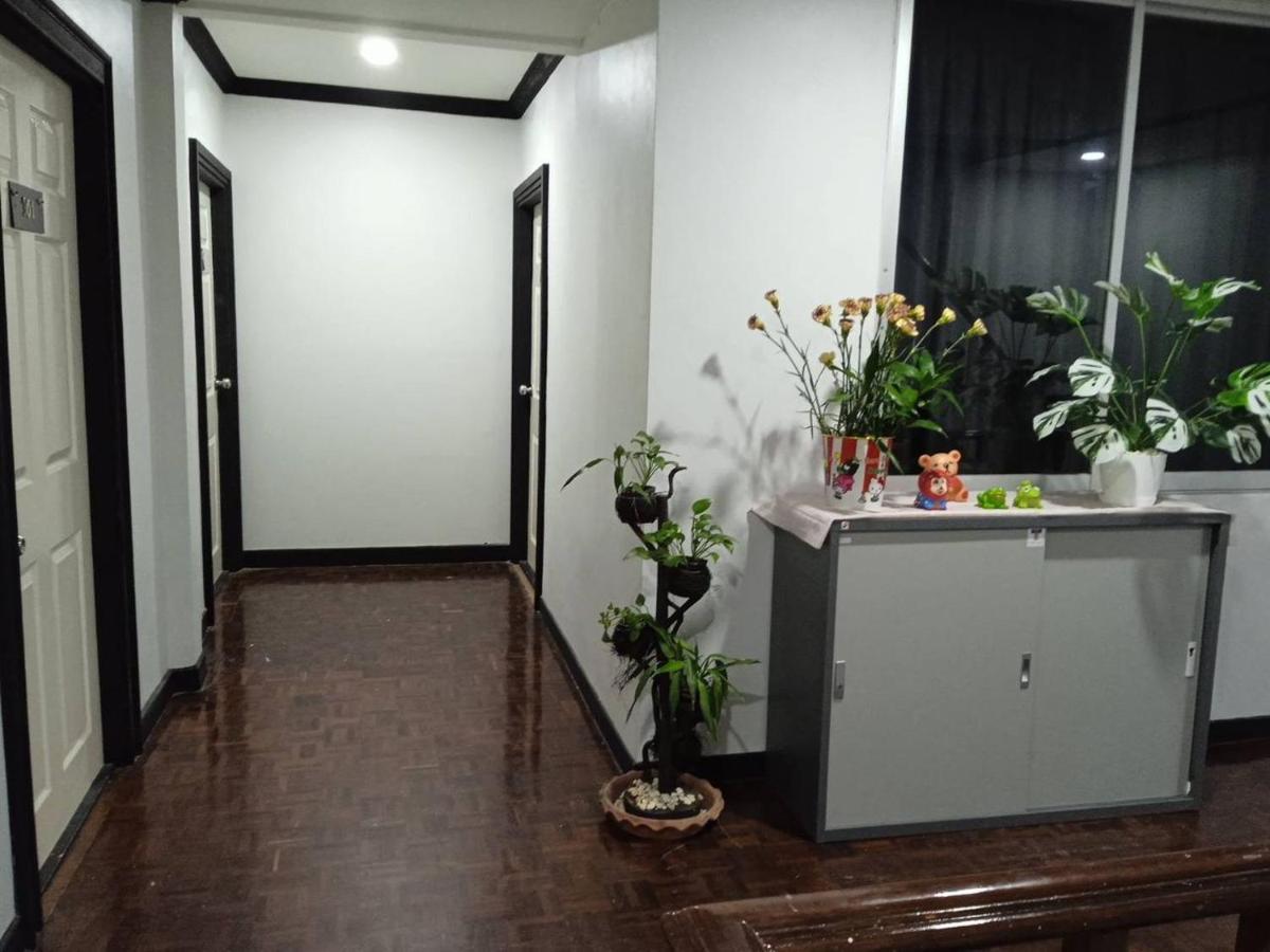 Nk Guesthouse 1 Бангкок Екстер'єр фото
