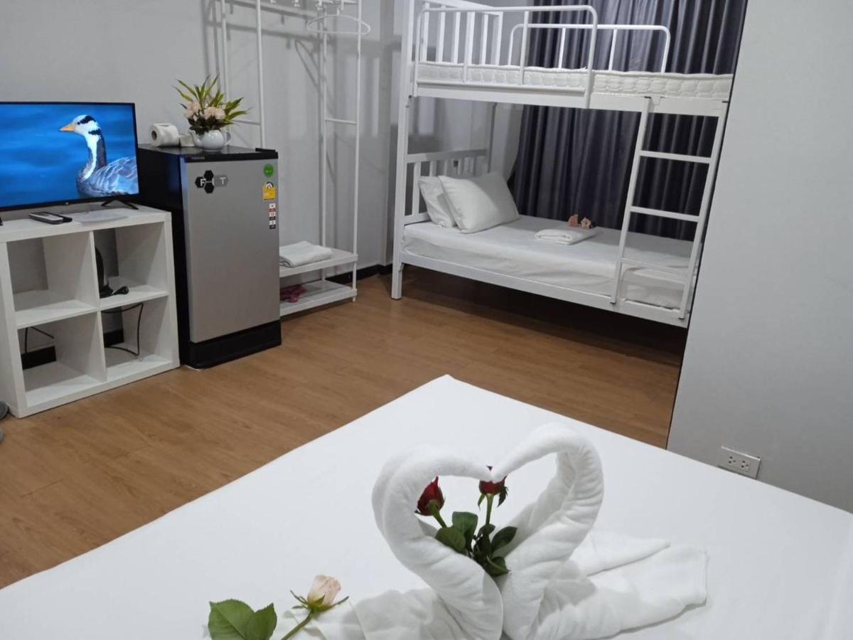 Nk Guesthouse 1 Бангкок Екстер'єр фото