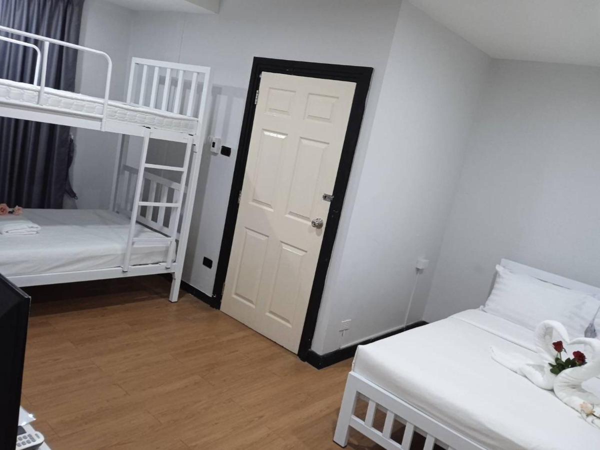 Nk Guesthouse 1 Бангкок Екстер'єр фото